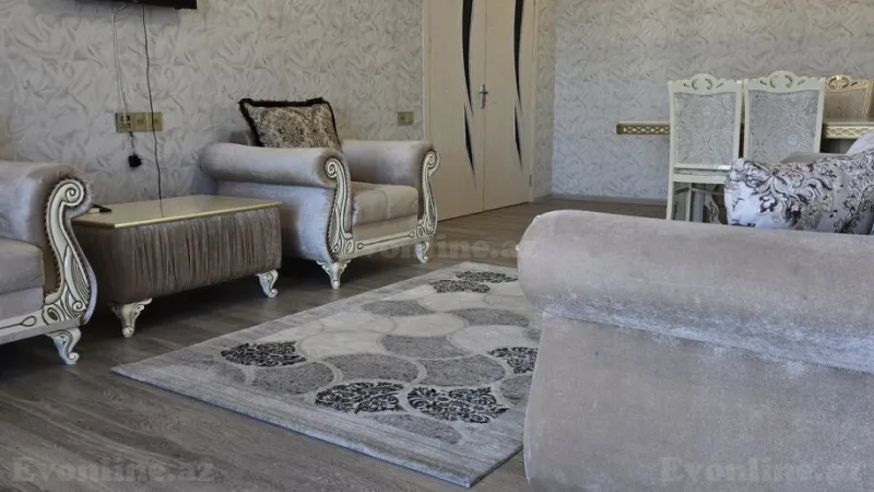 2 otaqlı Mənzil 100 m² 3-cü mikrorayon Kirayə verilir