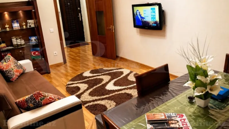 2 otaqlı Mənzil 60 m² Səbail r. Kirayə verilir