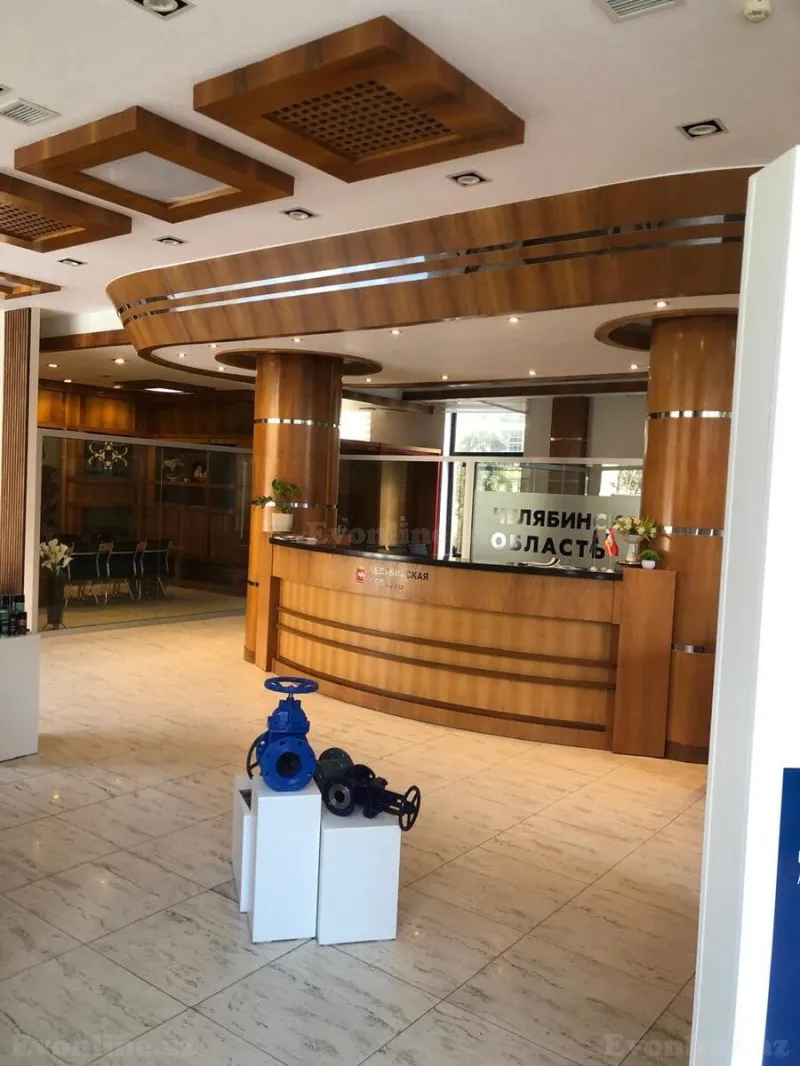 7 otaqlı Ofis 220 m² 28 May m. Kirayə verilir