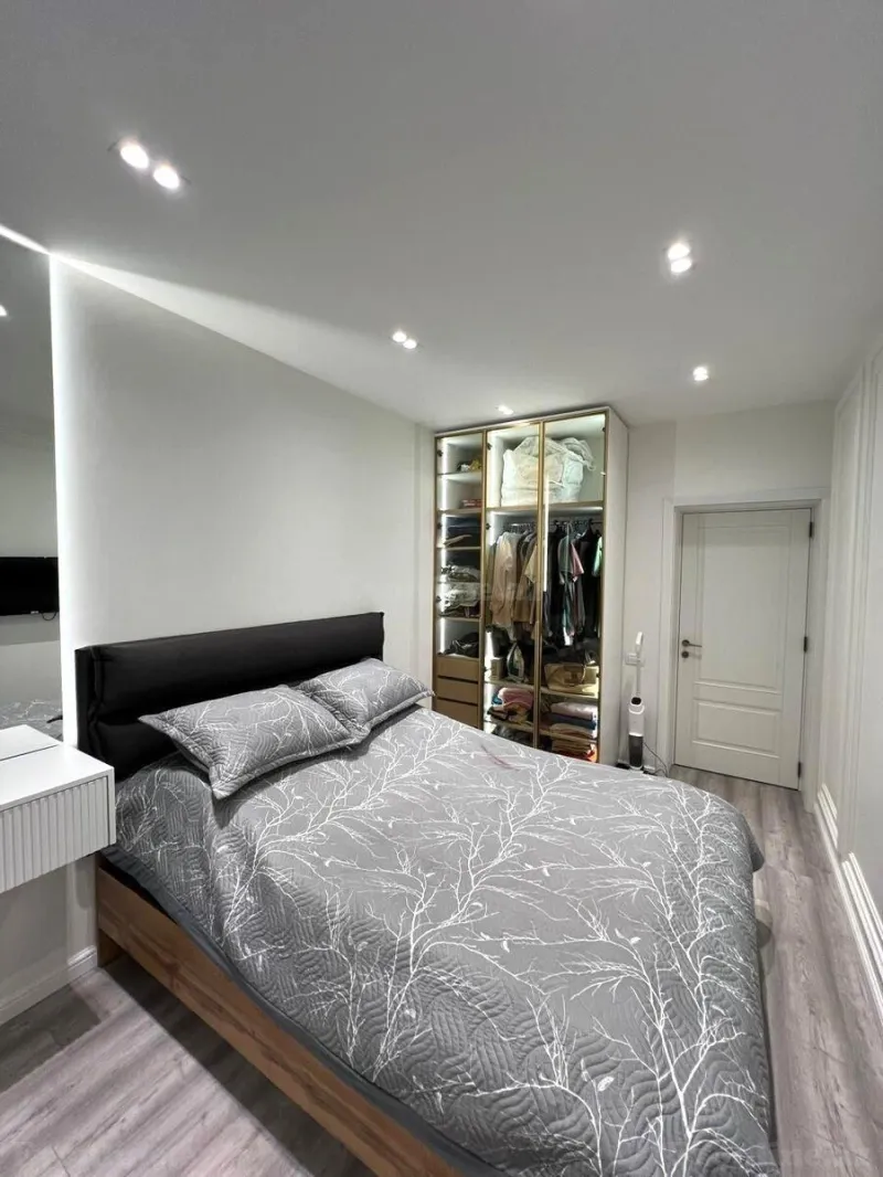 Satılır 4 otaqlı Mənzil Köhnə tikili 85 m² Gənclik m. - şəkil 4