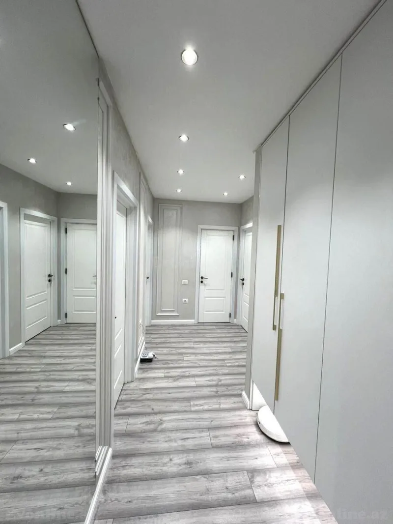 Satılır 4 otaqlı Mənzil Köhnə tikili 85 m² Gənclik m. - şəkil 13