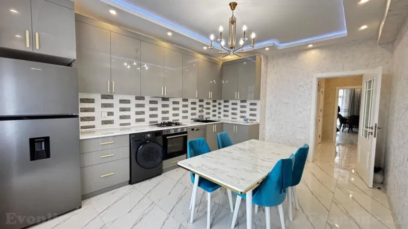 Satılır 3 otaqlı Mənzil Yeni tikili 135 m² Neftçilər m. - şəkil 8
