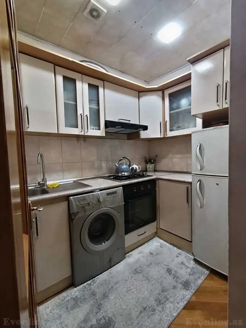 2 otaqlı Mənzil 70 m² 1-ci mikrorayon Kirayə verilir