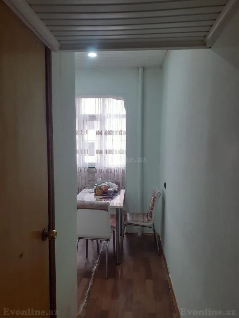 Kirayə verilir 2 otaqlı Mənzil Köhnə tikili 65 m² Xətai r. - şəkil 8