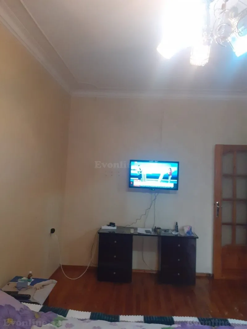 Kirayə verilir 2 otaqlı Mənzil Köhnə tikili 65 m² Xətai r. - şəkil 9