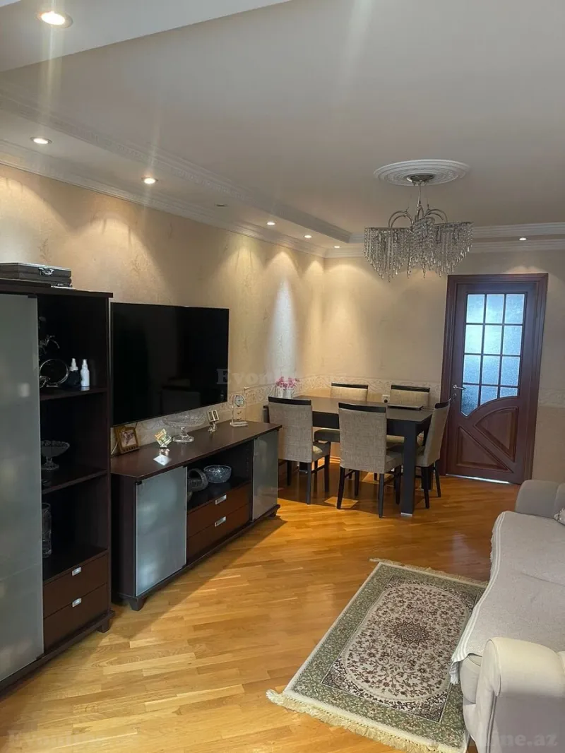 Satılır 3 otaqlı Mənzil Köhnə tikili 90 m² Yasamal - şəkil 3