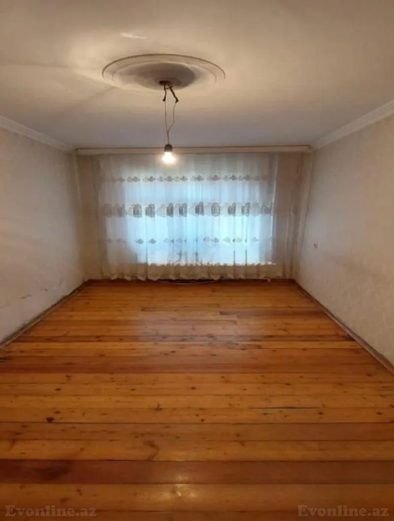 Satılır 3 otaqlı Mənzil Köhnə tikili 75 m² Xalqlar Dostluğu m. - şəkil 2