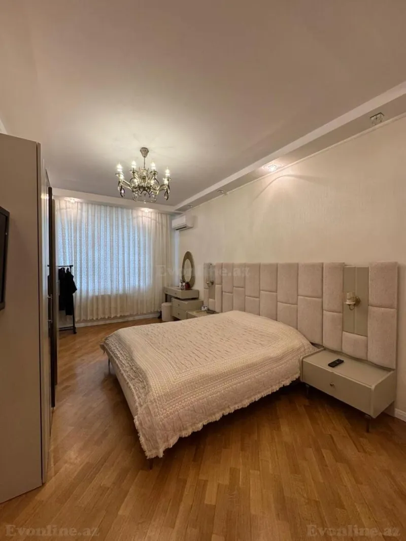 Satılır 4 otaqlı Mənzil Yeni tikili 150 m² 8 Noyabr m. - şəkil 13