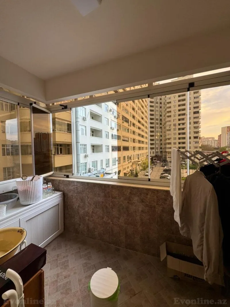 Satılır 4 otaqlı Mənzil Yeni tikili 150 m² 8 Noyabr m. - şəkil 23