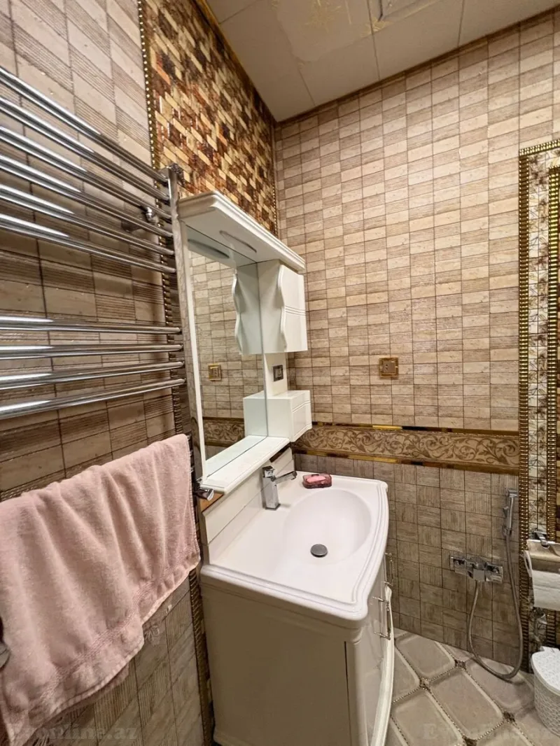 Satılır 6 otaqlı Mənzil Yeni tikili 230 m² Həzi Aslanov m. - şəkil 24