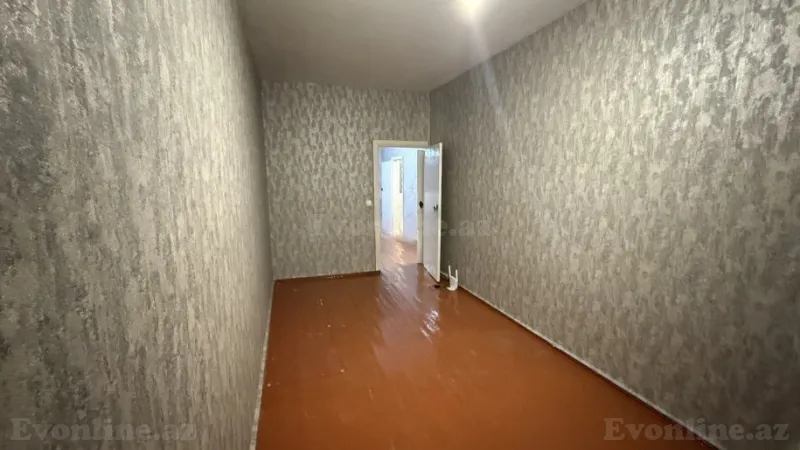 Satılır 2 otaqlı Mənzil Köhnə tikili 45 m² 7-ci mikrorayon - şəkil 2