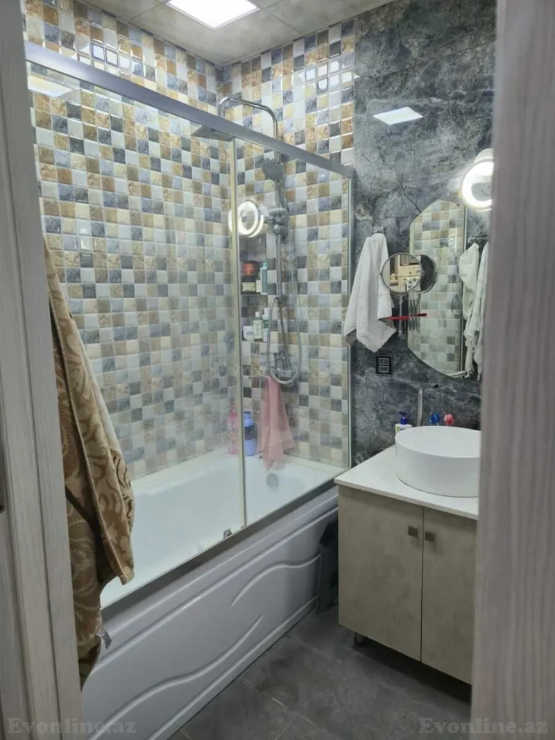 Satılır 2 otaqlı Mənzil Yeni tikili 68 m² 8 Noyabr m. - şəkil 14