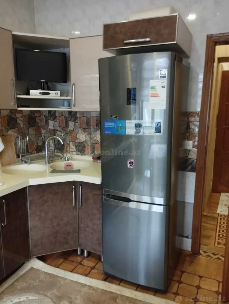 Kirayə verilir 3 otaqlı Mənzil Köhnə tikili 73 m² Elmlər Akademiyası m. - şəkil 5