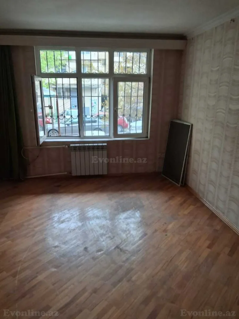 Satılır 1 otaqlı Mənzil Köhnə tikili 31 m² Gənclik m.