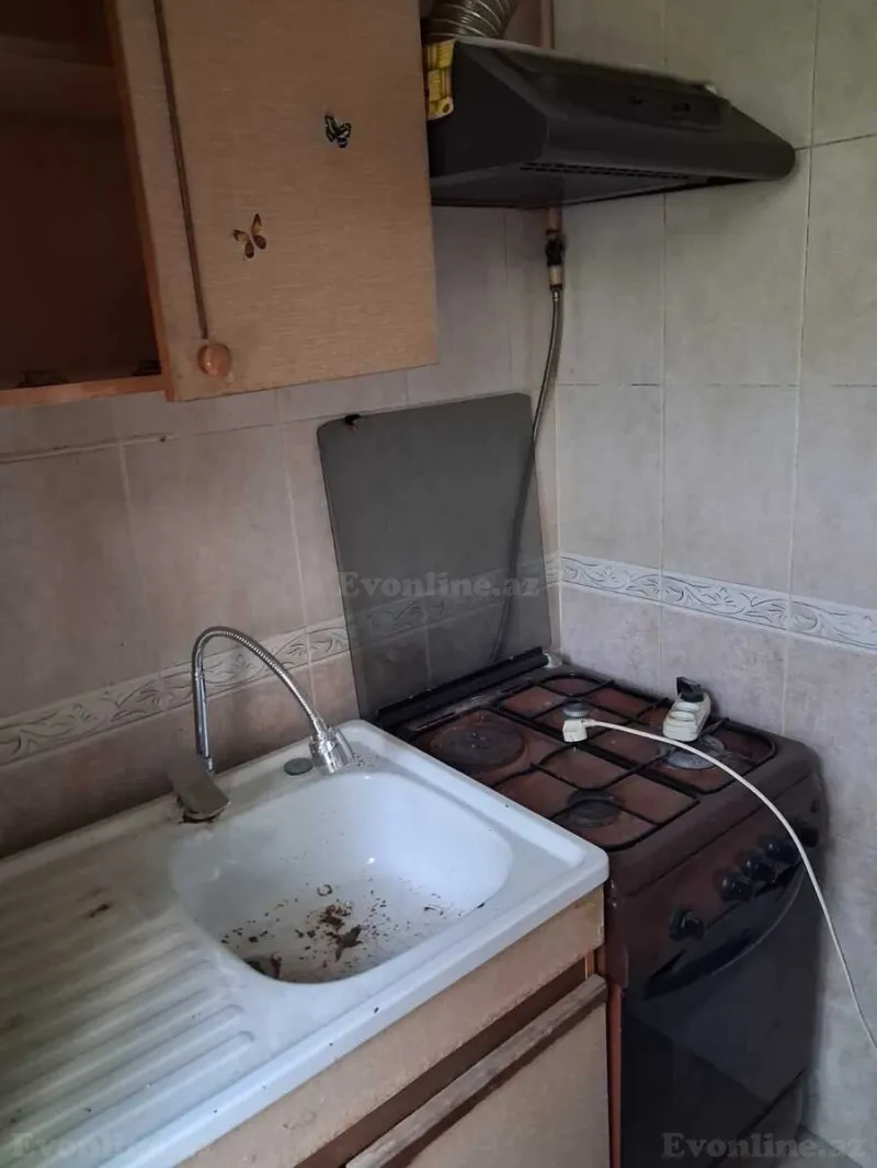 Satılır 1 otaqlı Mənzil Köhnə tikili 31 m² Gənclik m. - şəkil 2