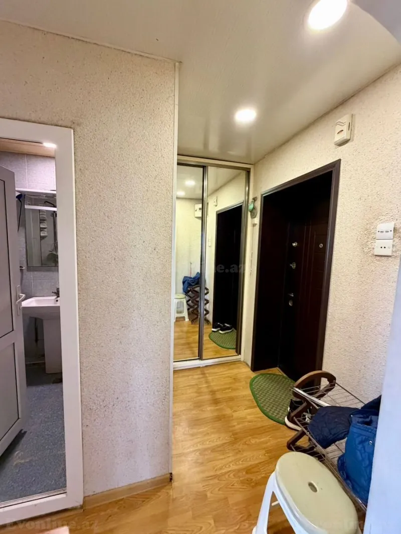 Satılır 3 otaqlı Mənzil Köhnə tikili 50 m² 8-ci mikrorayon - şəkil 7