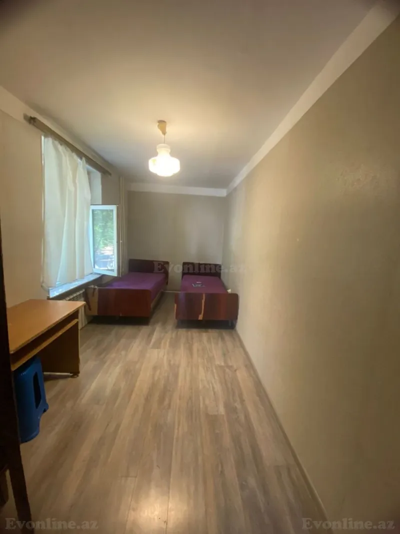 Satılır 3 otaqlı Mənzil Köhnə tikili 55 m² Elmlər Akademiyası m. - şəkil 2