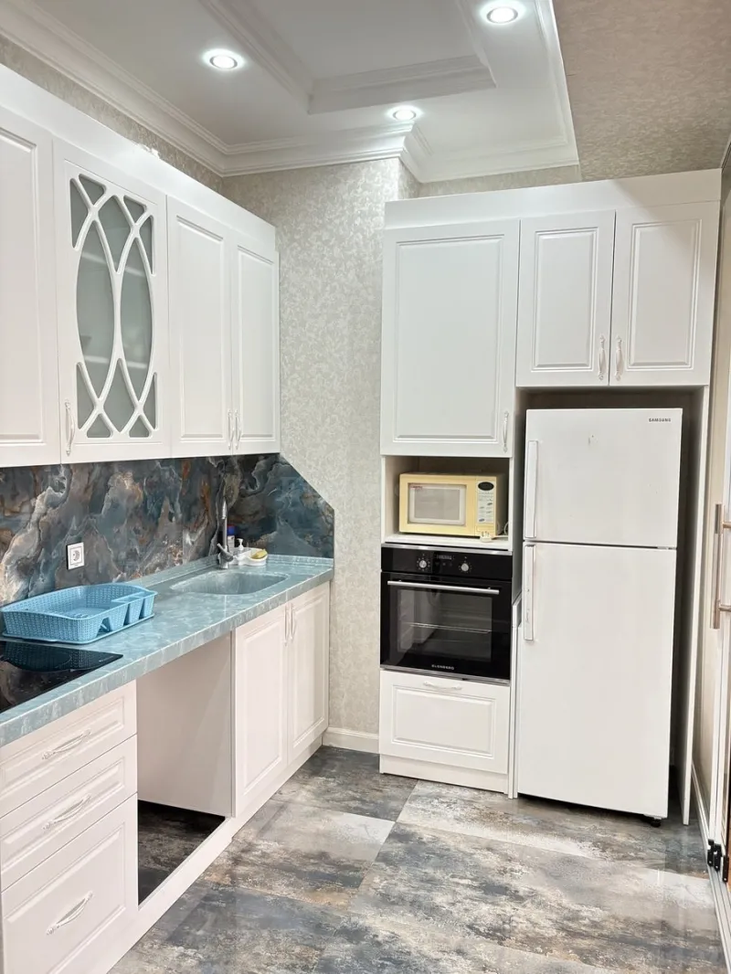 Kirayə verilir 3 otaqlı Mənzil Yeni tikili 98 m² 8 Noyabr m. - şəkil 6