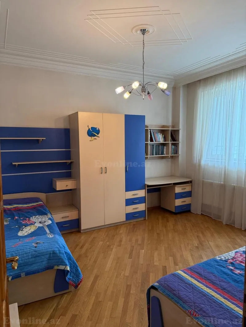 Satılır 4 otaqlı Mənzil Yeni tikili 160 m² Gənclik m. - şəkil 9