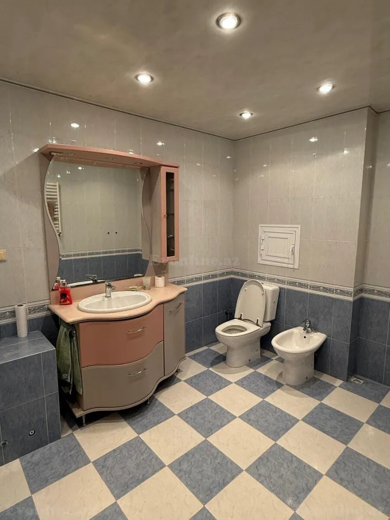 Satılır 4 otaqlı Mənzil Yeni tikili 160 m² Gənclik m. - şəkil 15