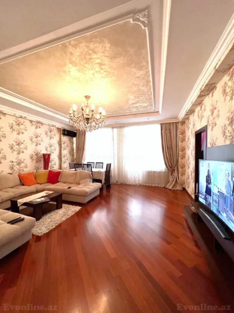 Satılır 2 otaqlı Mənzil Yeni tikili 120 m² Nəsimi r. - şəkil 3