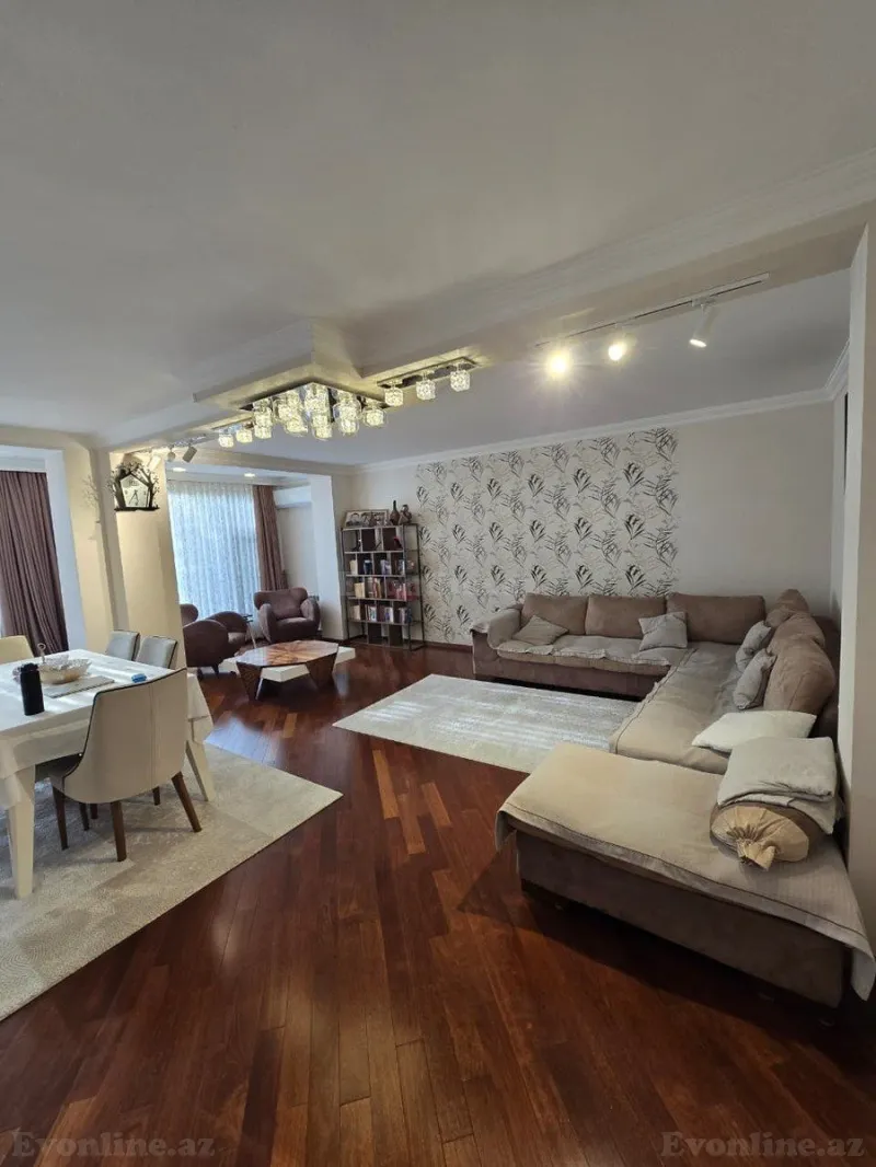 Satılır 5 otaqlı Mənzil Köhnə tikili 115 m² Həzi Aslanov m. - şəkil 4