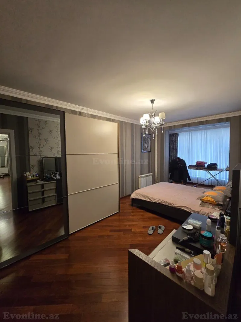 Satılır 5 otaqlı Mənzil Köhnə tikili 115 m² Həzi Aslanov m. - şəkil 9