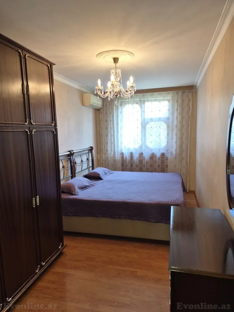 Satılır 2 otaqlı Mənzil Köhnə tikili 45 m² Neftçilər m. - şəkil 2