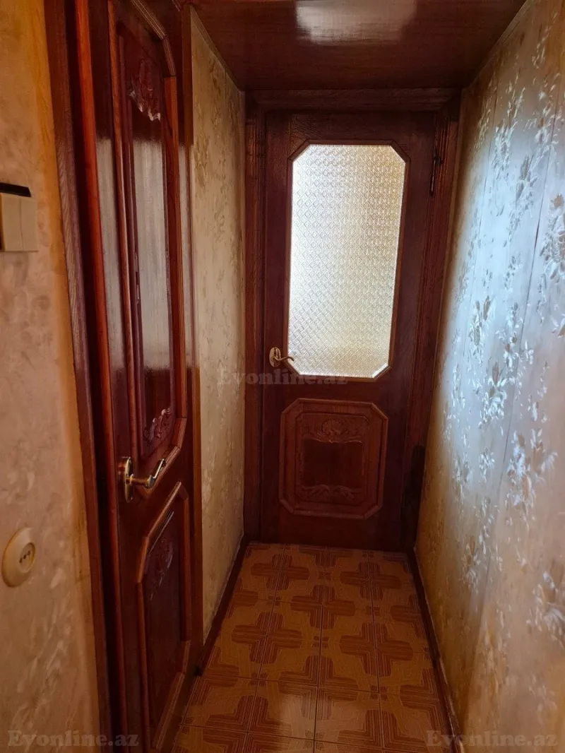 Satılır 2 otaqlı Mənzil Köhnə tikili 45 m² Neftçilər m. - şəkil 6