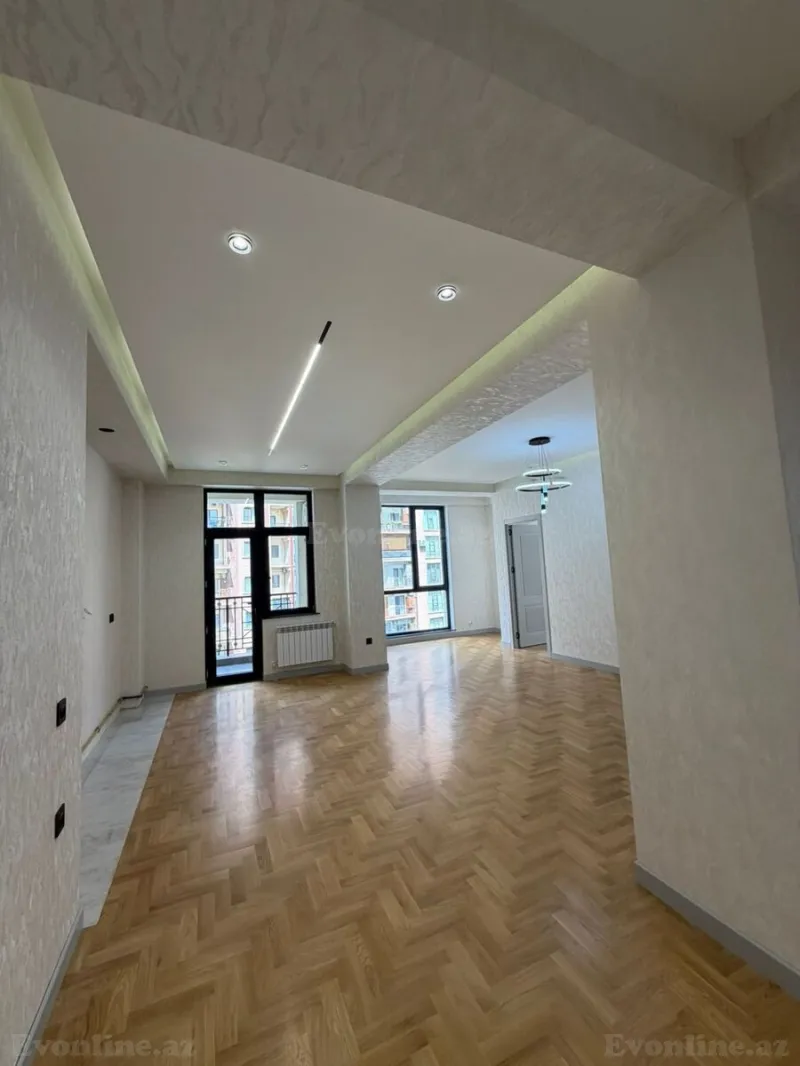 Satılır 4 otaqlı Mənzil Yeni tikili 117 m² Gənclik m. - şəkil 3