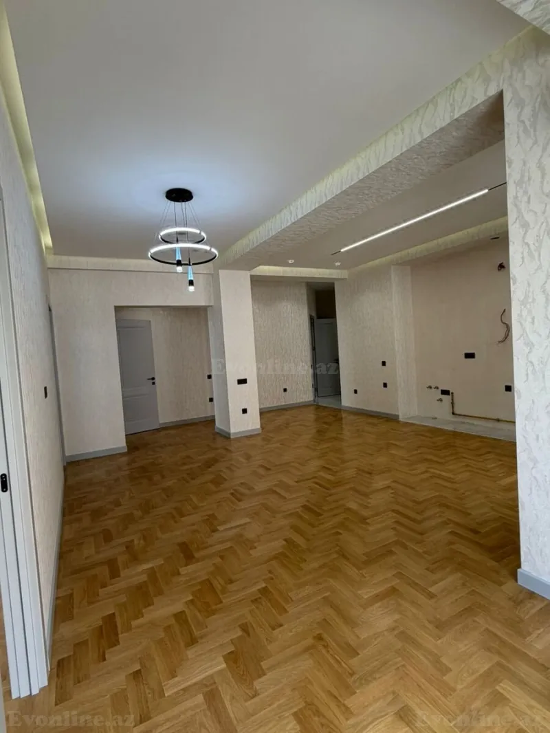 Satılır 4 otaqlı Mənzil Yeni tikili 117 m² Gənclik m. - şəkil 4
