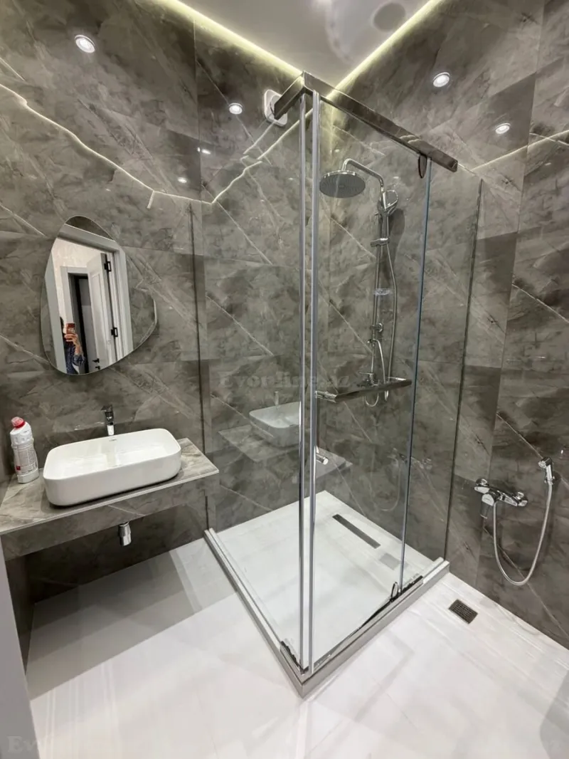 Satılır 4 otaqlı Mənzil Yeni tikili 117 m² Gənclik m. - şəkil 15