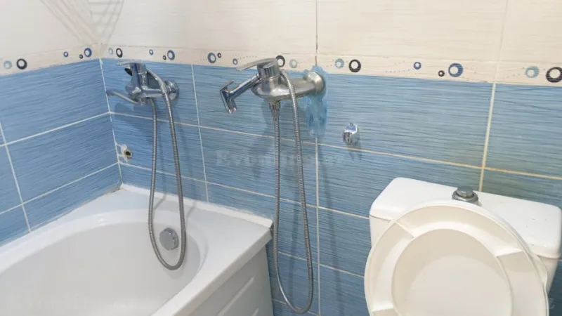 Satılır 2 otaqlı Mənzil Köhnə tikili 55 m² İçərişəhər m. - şəkil 9