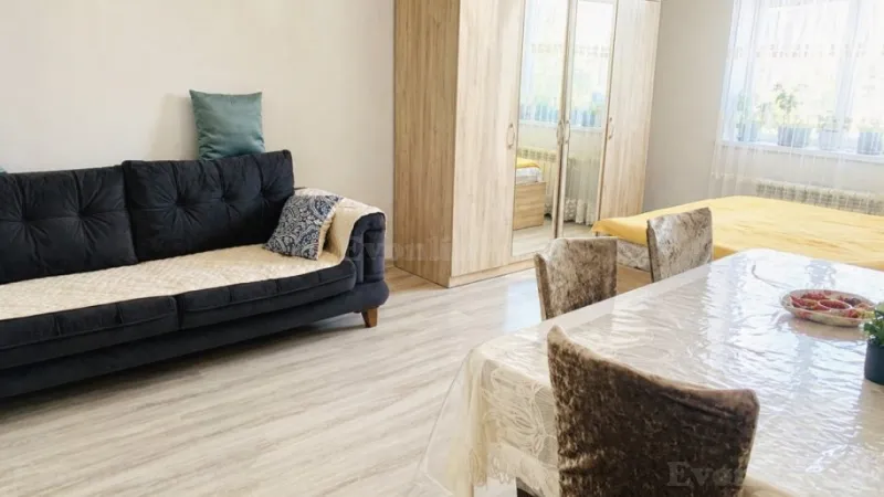 Satılır 1 otaqlı Mənzil Köhnə tikili 38 m² Nərimanov r.