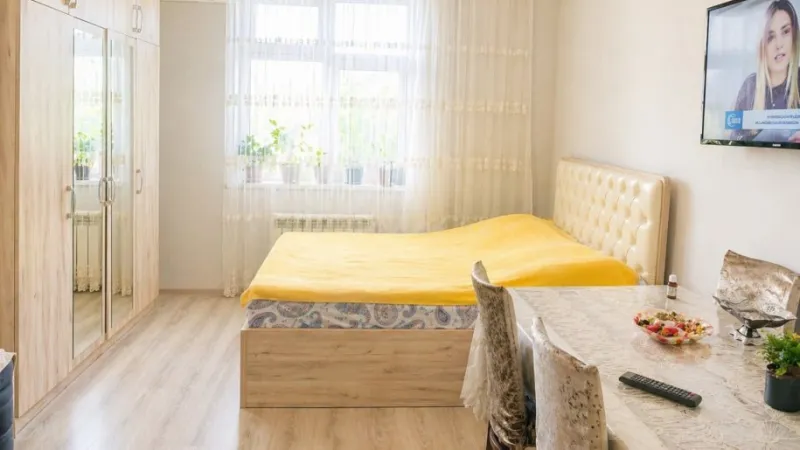 Satılır 1 otaqlı Mənzil Köhnə tikili 38 m² Nərimanov r. - şəkil 2