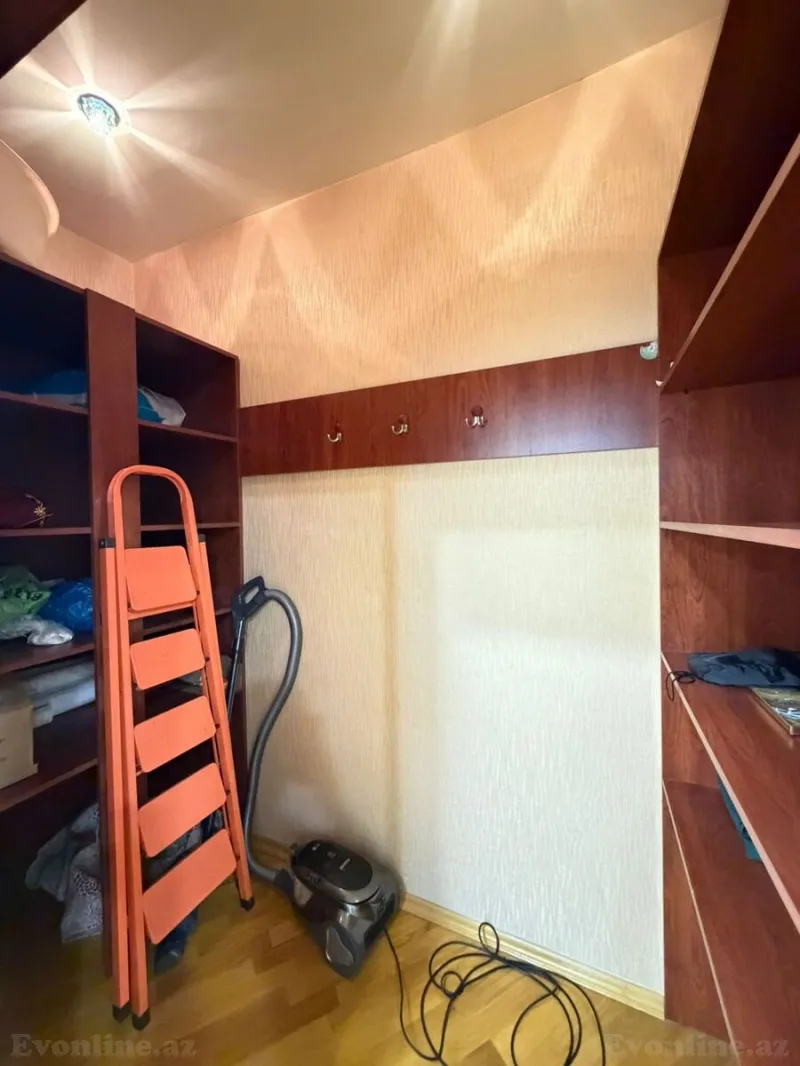 Kirayə verilir 3 otaqlı Mənzil Yeni tikili 150 m² Nəsimi r. - şəkil 15