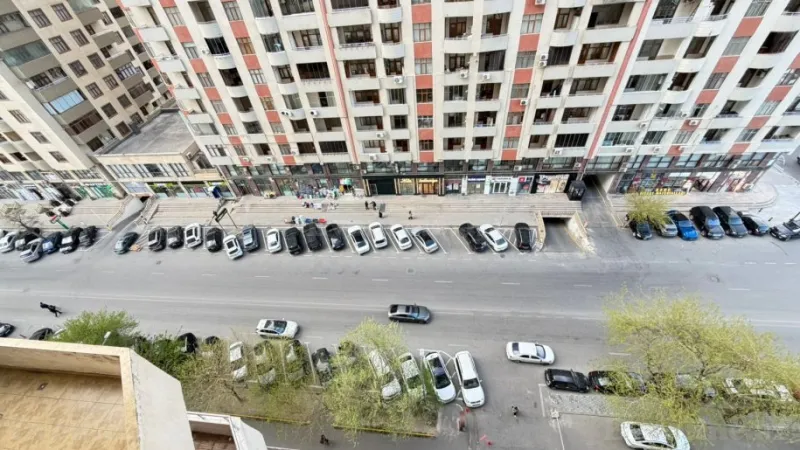 Kirayə verilir 3 otaqlı Mənzil Yeni tikili 150 m² Nəsimi r. - şəkil 21