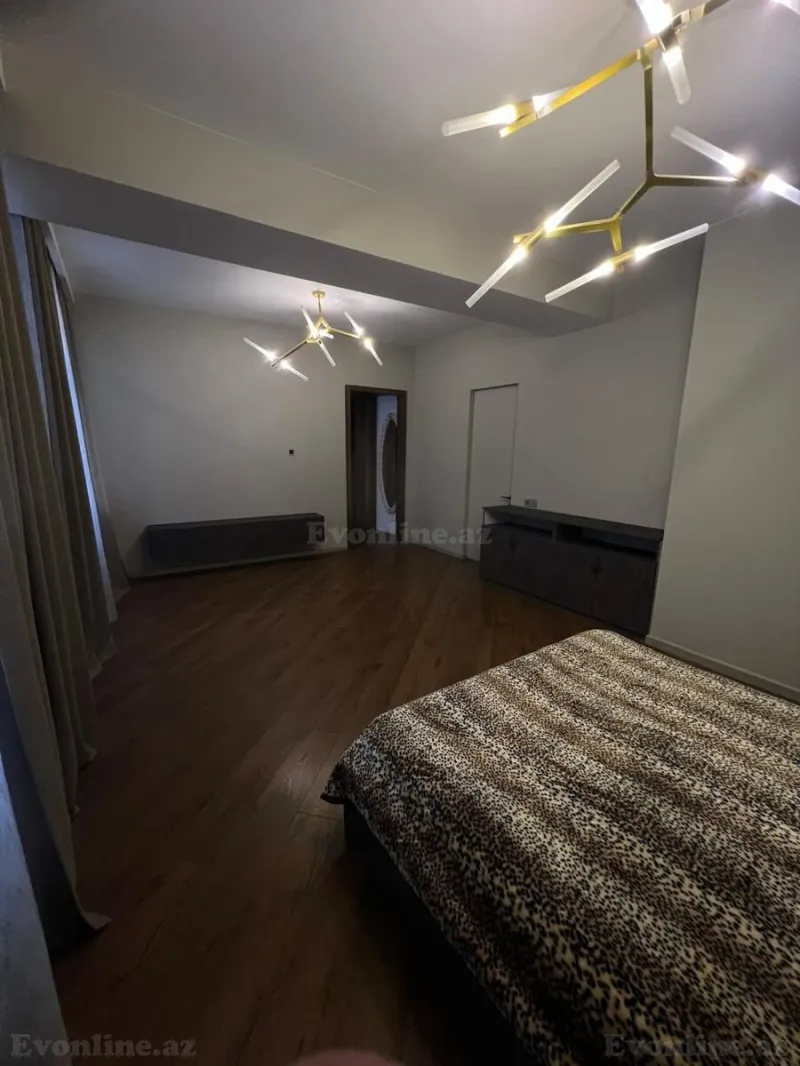 Kirayə verilir 4 otaqlı Mənzil Yeni tikili 200 m² Bayıl - şəkil 5