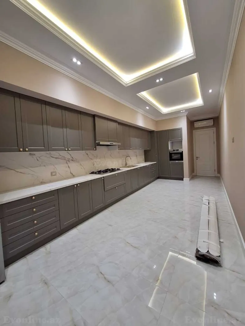 Satılır 4 otaqlı Mənzil Yeni tikili 235 m² 28 May m. - şəkil 8