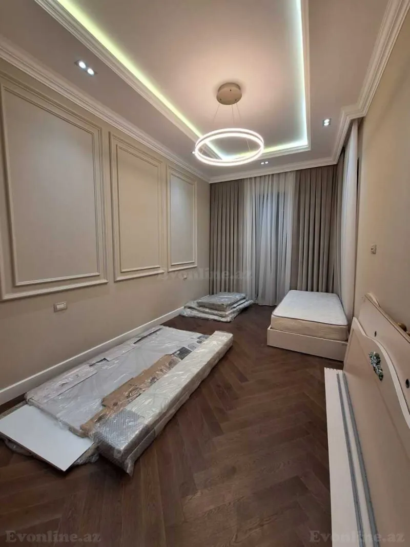 Satılır 4 otaqlı Mənzil Yeni tikili 235 m² 28 May m. - şəkil 19