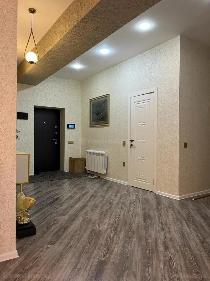 Satılır 4 otaqlı Mənzil Yeni tikili 228 m² Nərimanov r. - şəkil 2
