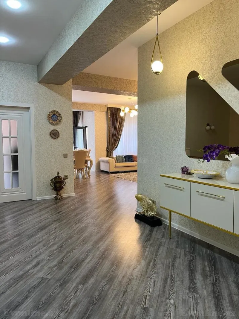 Satılır 4 otaqlı Mənzil Yeni tikili 228 m² Nərimanov r. - şəkil 7