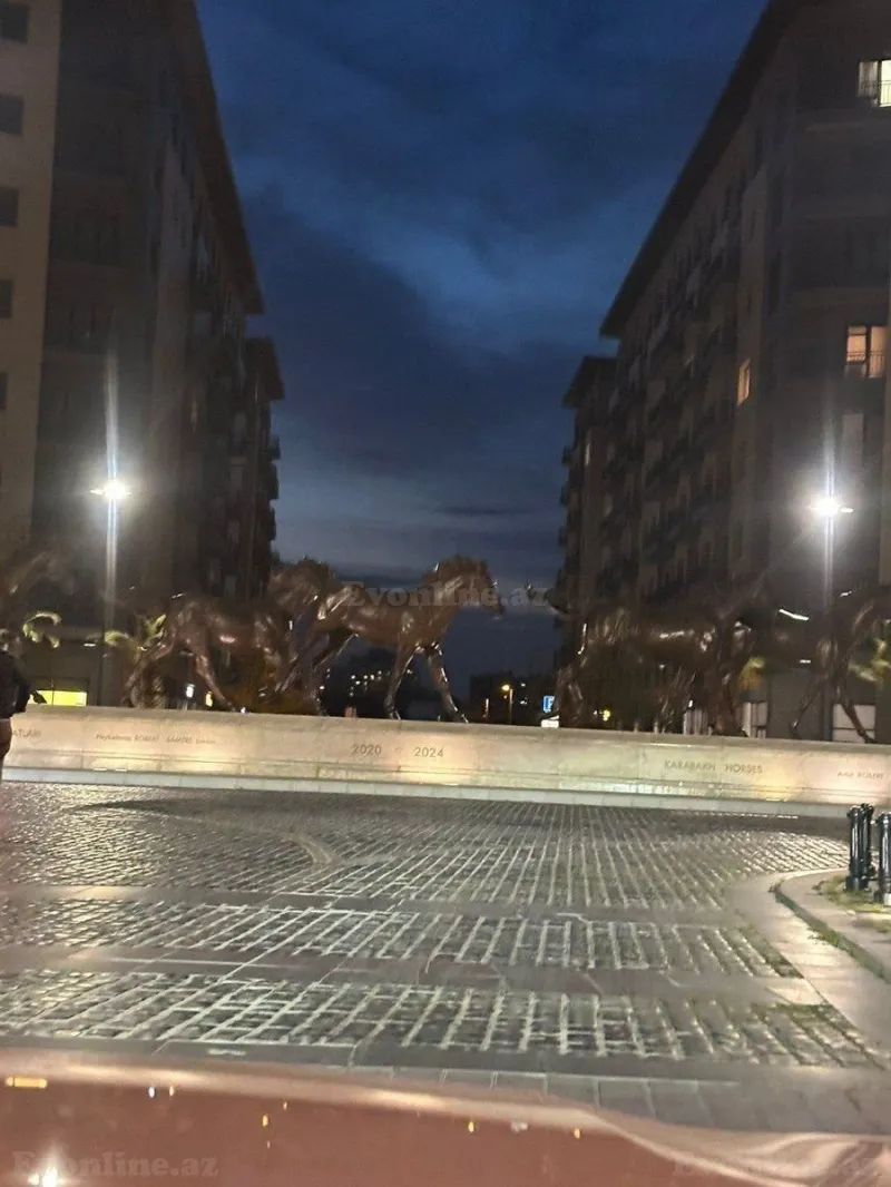 Satılır 5 otaqlı Mənzil Yeni tikili 202 m² Xətai r. - şəkil 7