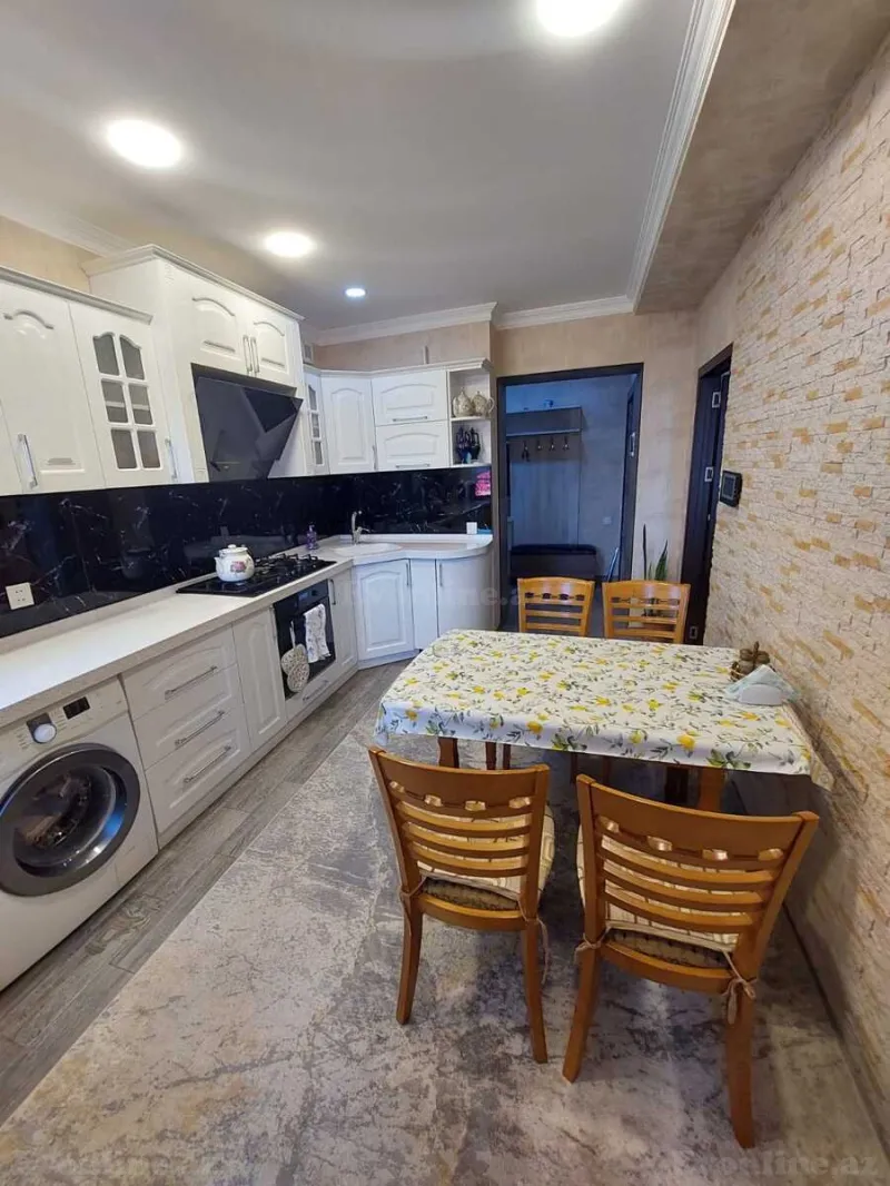 Satılır 4 otaqlı Mənzil Köhnə tikili 120 m² Xalqlar Dostluğu m. - şəkil 16