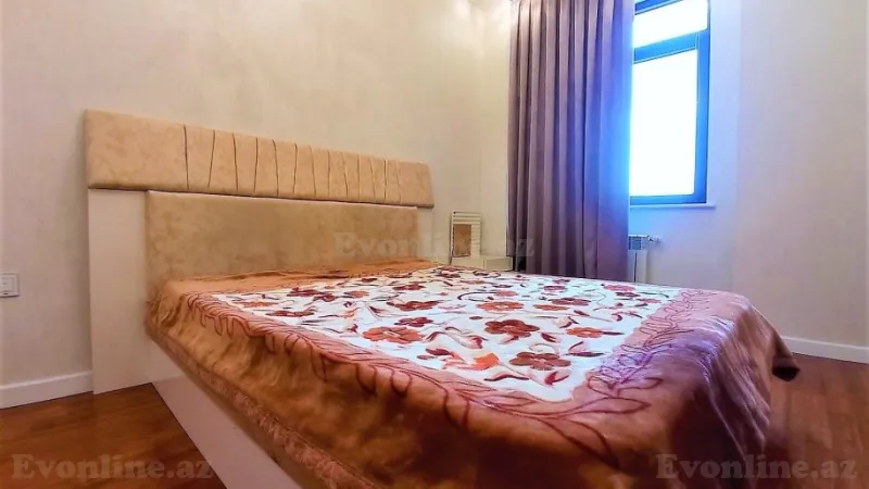 Kirayə verilir 2 otaqlı Mənzil Yeni tikili 130 m² 28 May m. - şəkil 2