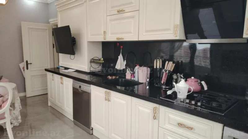 Kirayə verilir 2 otaqlı Mənzil Yeni tikili 120 m² İnşaatçılar m. - şəkil 10