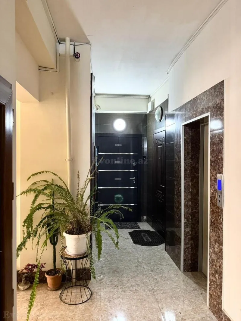 Satılır 3 otaqlı Mənzil Yeni tikili 100 m² Elmlər Akademiyası m. - şəkil 6