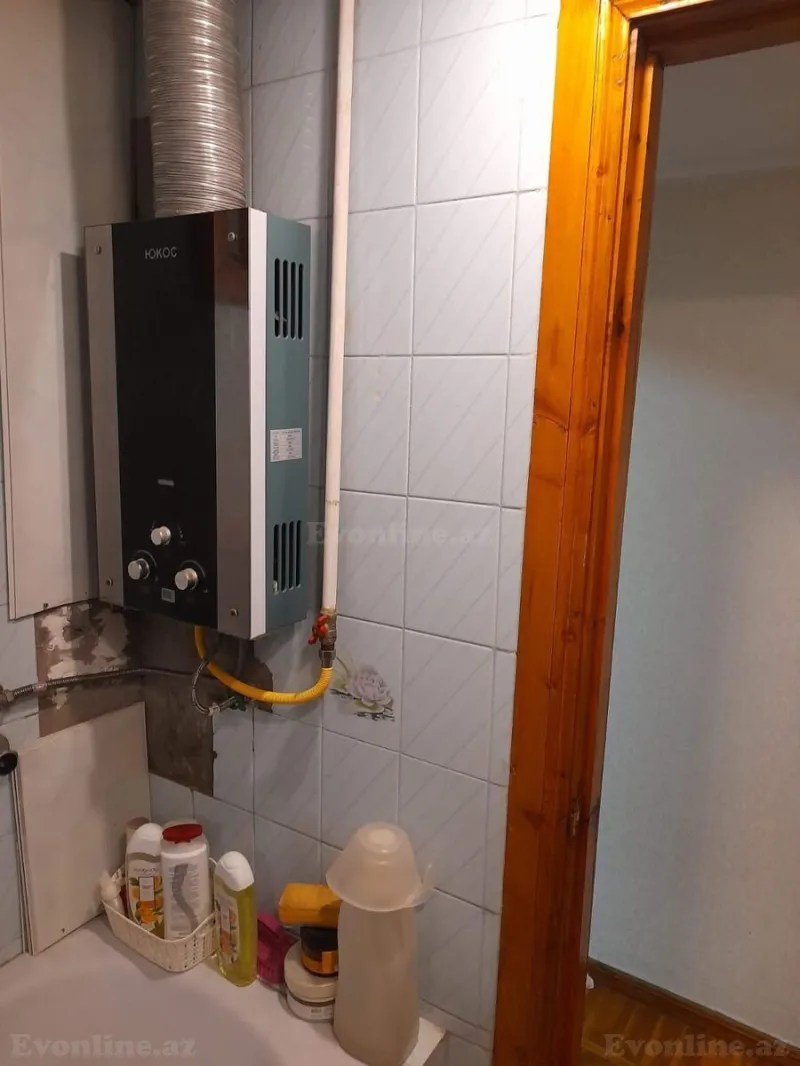Satılır 2 otaqlı Mənzil Köhnə tikili 55 m² Nərimanov r. - şəkil 13