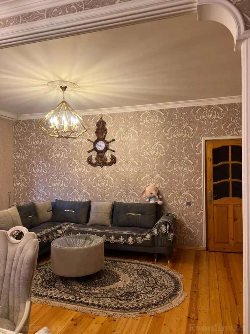 Satılır 5 otaqlı Mənzil Köhnə tikili 125 m² Azadlıq prospekti m. - şəkil 2