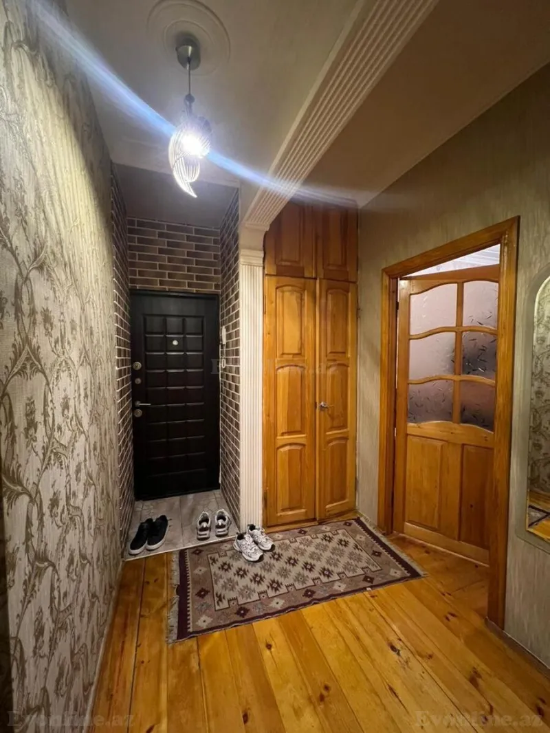 Satılır 5 otaqlı Mənzil Köhnə tikili 125 m² Azadlıq prospekti m. - şəkil 13